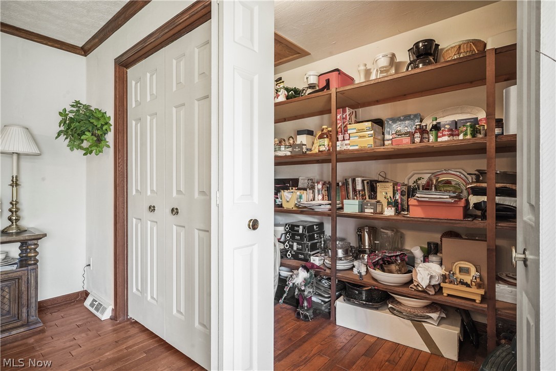 Sugar Bush Knolls - Residential