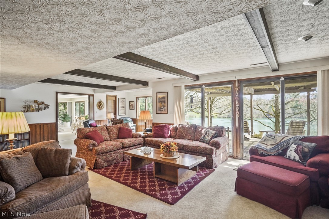 Sugar Bush Knolls - Residential