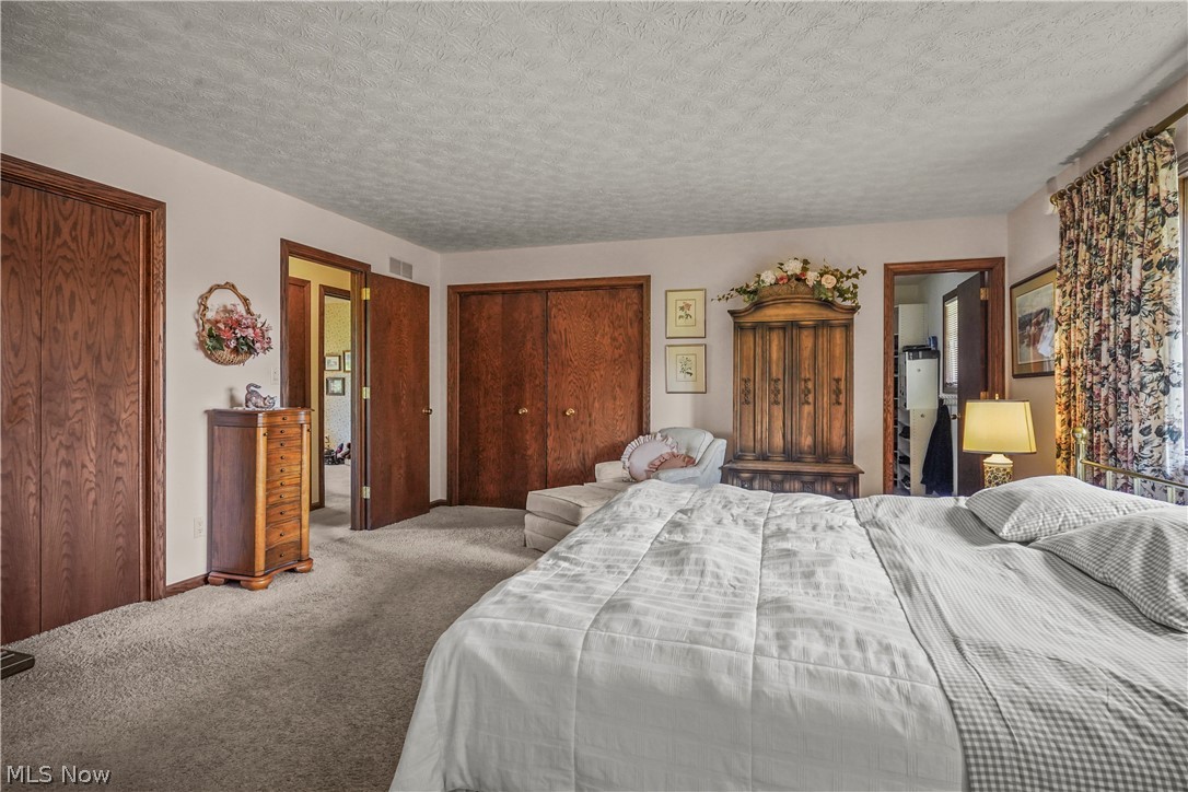 Sugar Bush Knolls - Residential