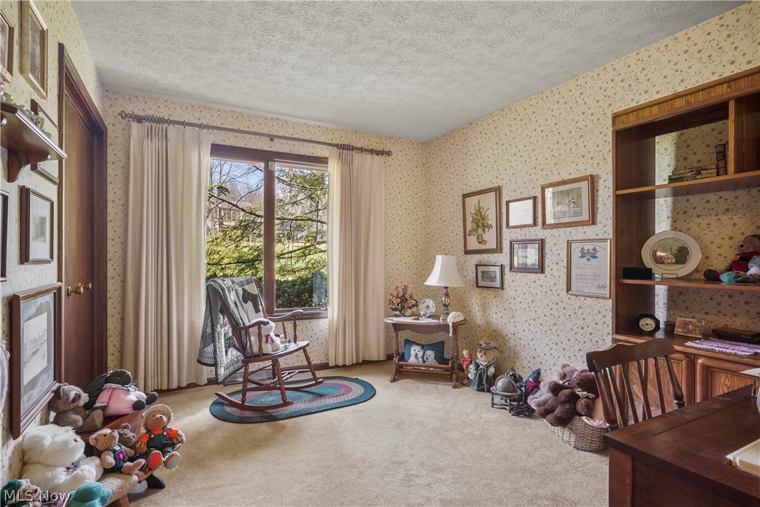 Sugar Bush Knolls - Residential