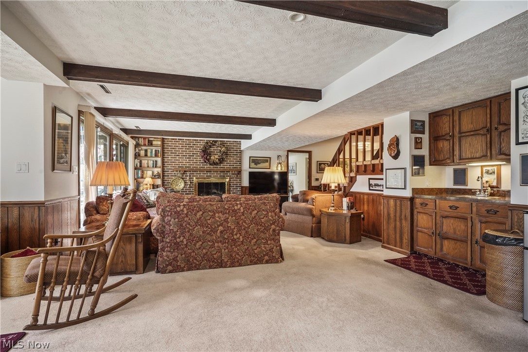 Sugar Bush Knolls - Residential