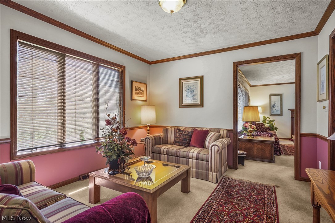 Sugar Bush Knolls - Residential