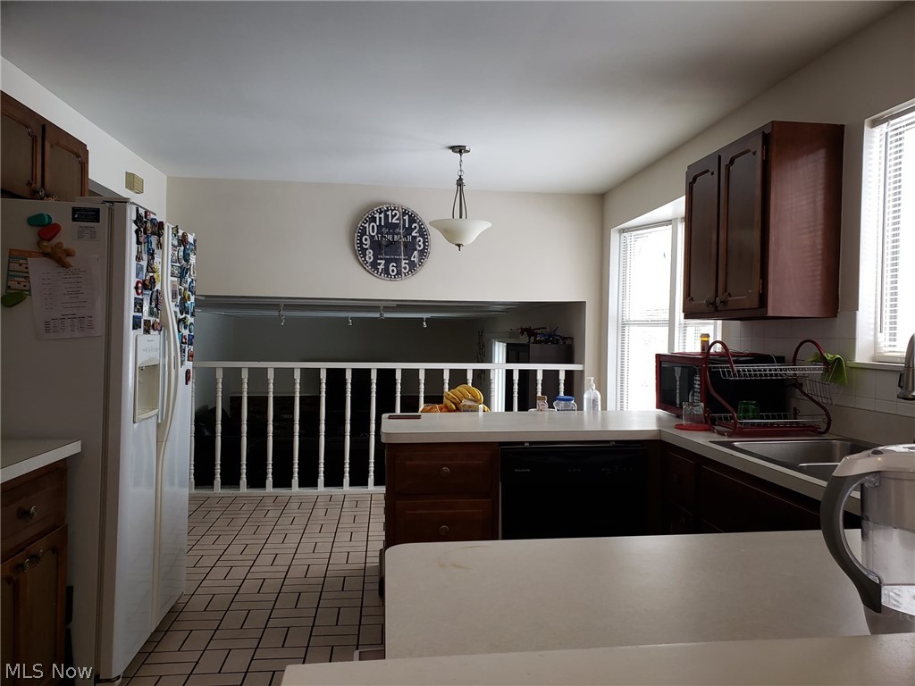 Ledge Hill - Residential Lease