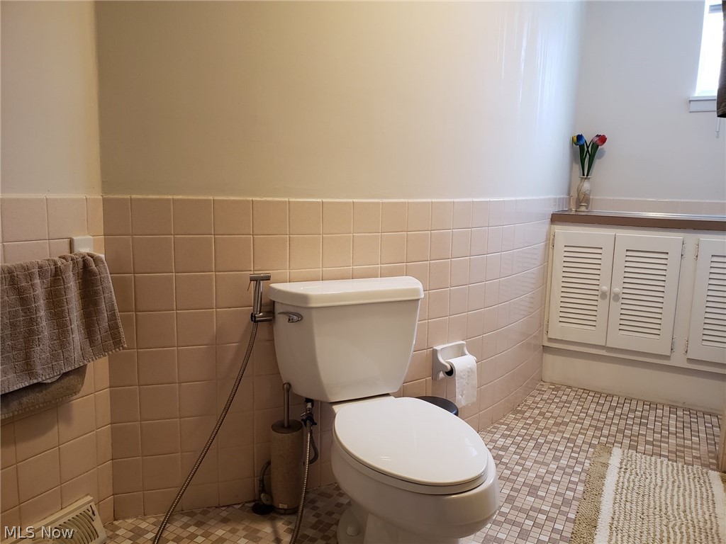 Ledge Hill - Residential Lease