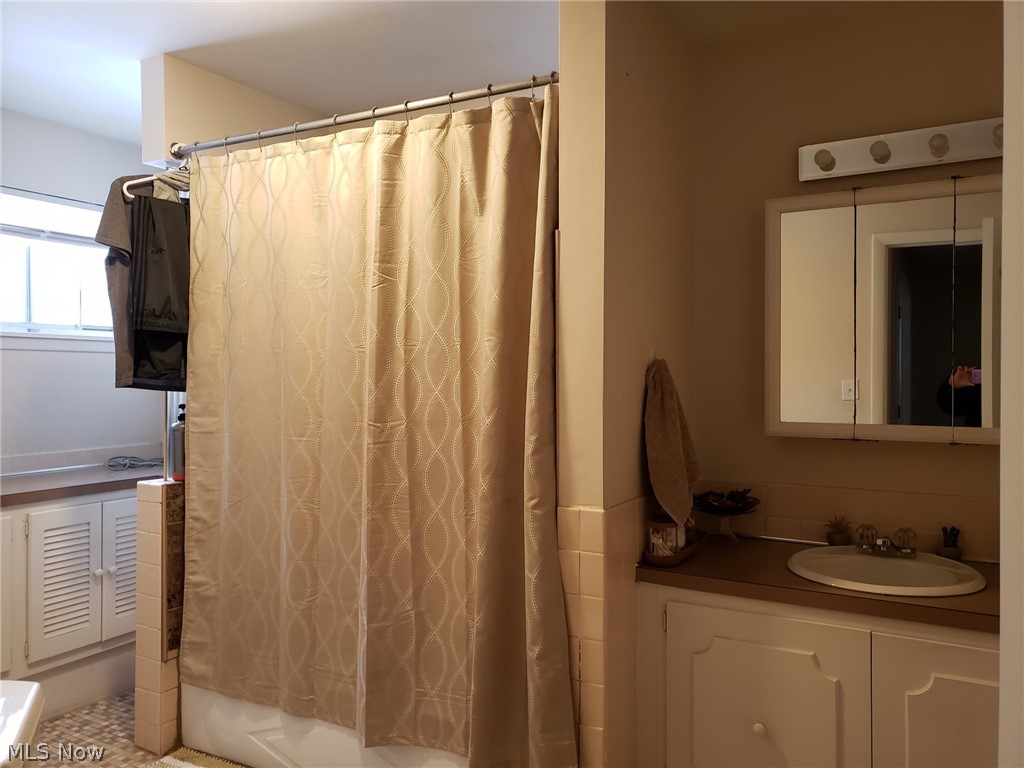 Ledge Hill - Residential Lease