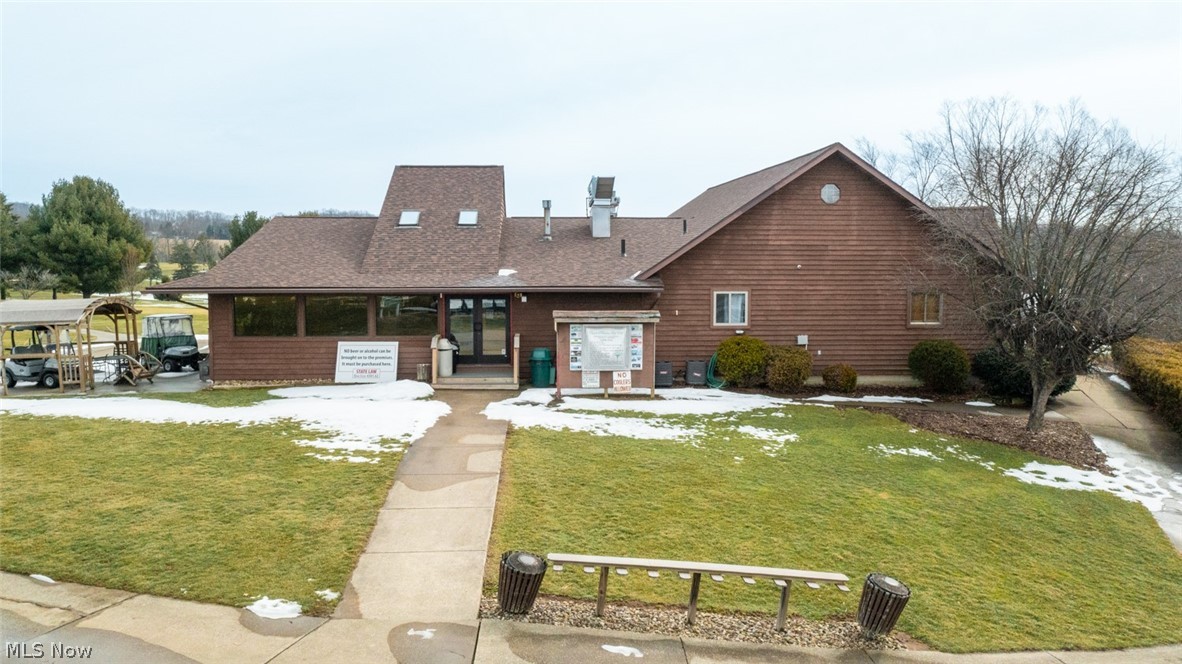 1130 Meadowbrook Lane NE