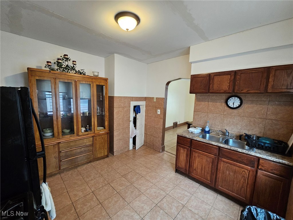 Kellogg/West Tremont - Residential Income