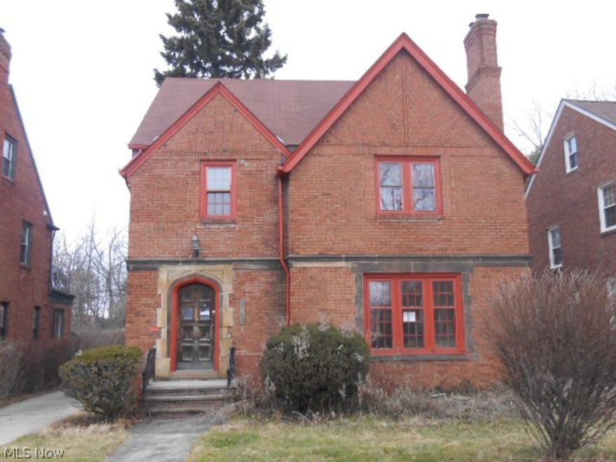 Large 4 bedroom Colonial. Living Room with hardwood floors and fireplace. Formal Dining Room. Updated Kitchen.