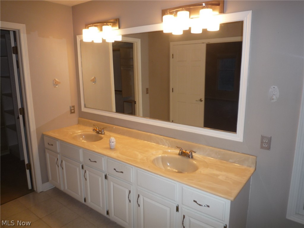 Western Reserve Estates - Residential