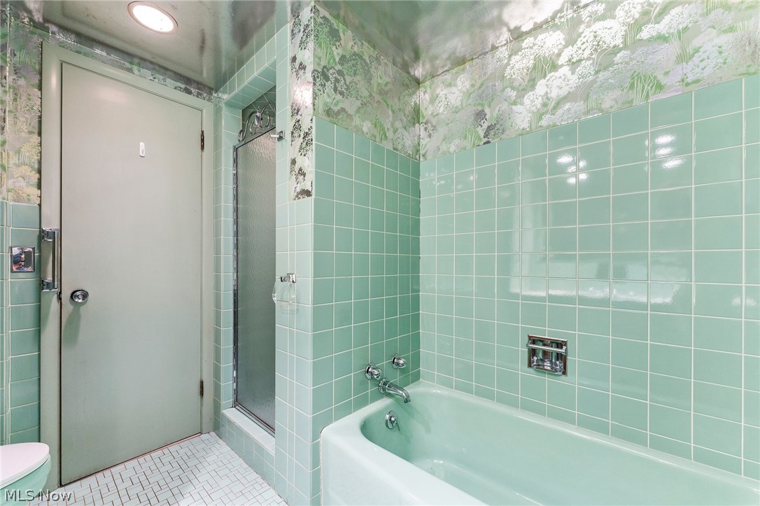 University Pkwy Resub 01 - Residential