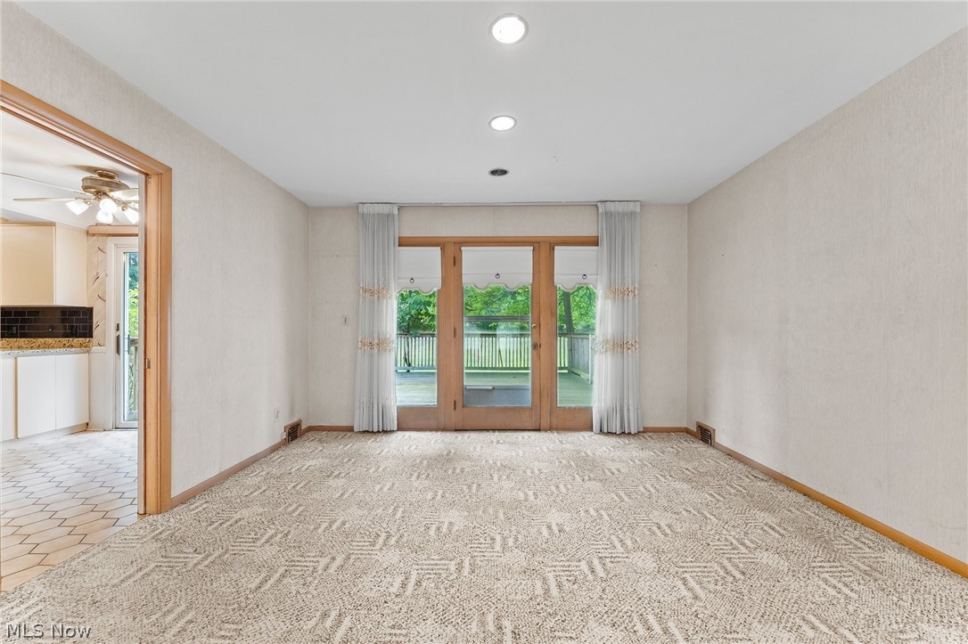 University Pkwy Resub 01 - Residential