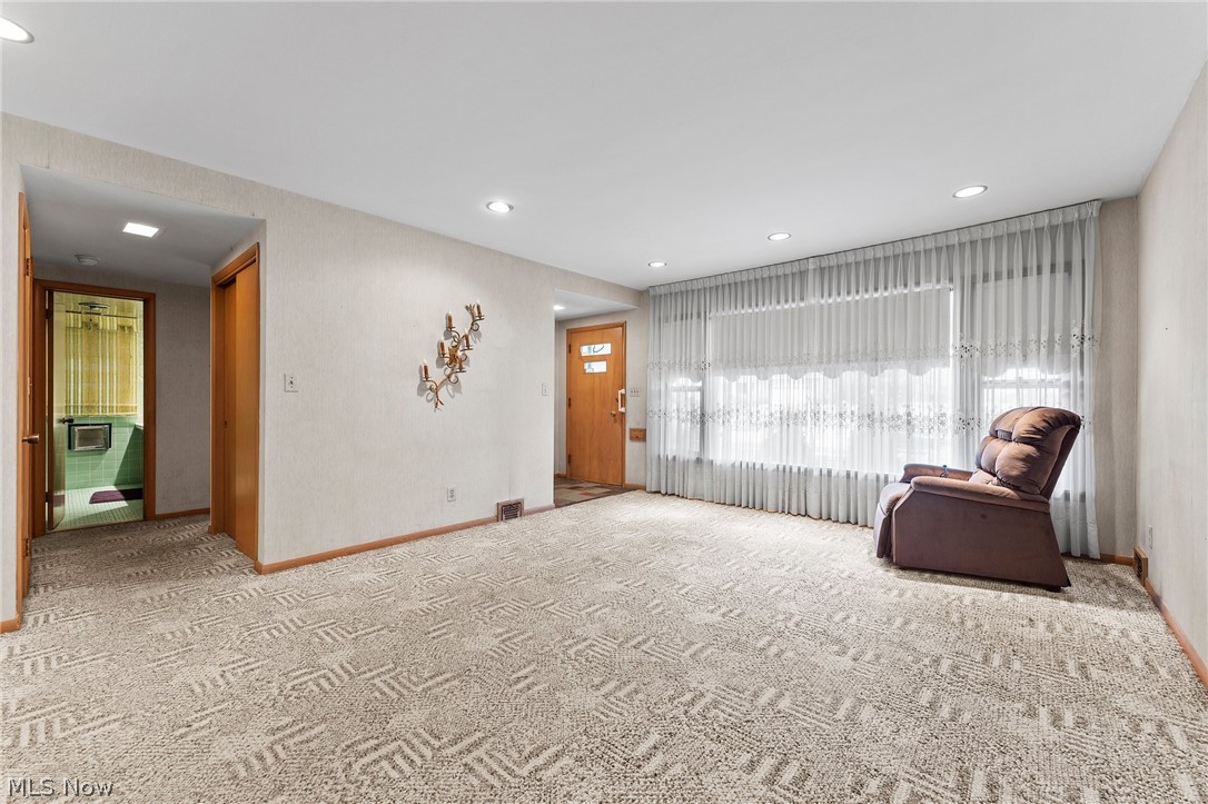 University Pkwy Resub 01 - Residential