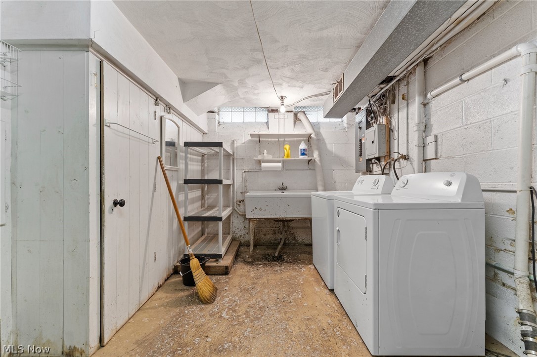 University Pkwy Resub 01 - Residential