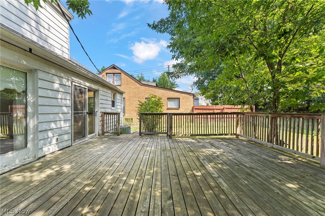 University Pkwy Resub 01 - Residential