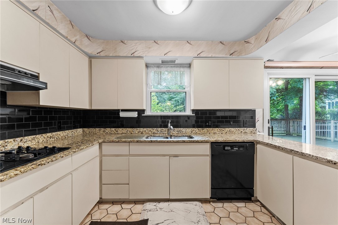 University Pkwy Resub 01 - Residential