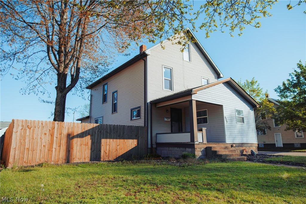 Photo of 935 E Front Street, Dover, OH 44622 (MLS # 5203121)