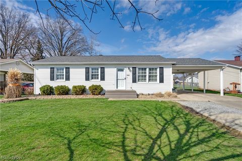 Homes For Sale - 5362 Willow Crest Avenue<br/> Mahoning County, Austintown, OH 44515