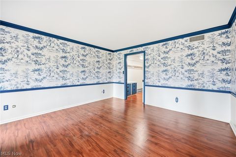 Tiny photo for 930 Highland Avenue, Salem, OH 44460 (MLS # 5190529)