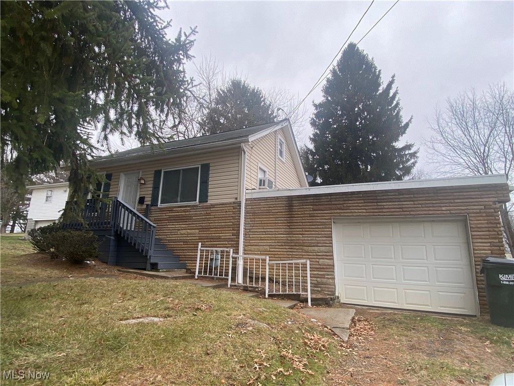 Photo of 103 Wallace Street, St Clairsville, OH 43950 (MLS # 5176920)