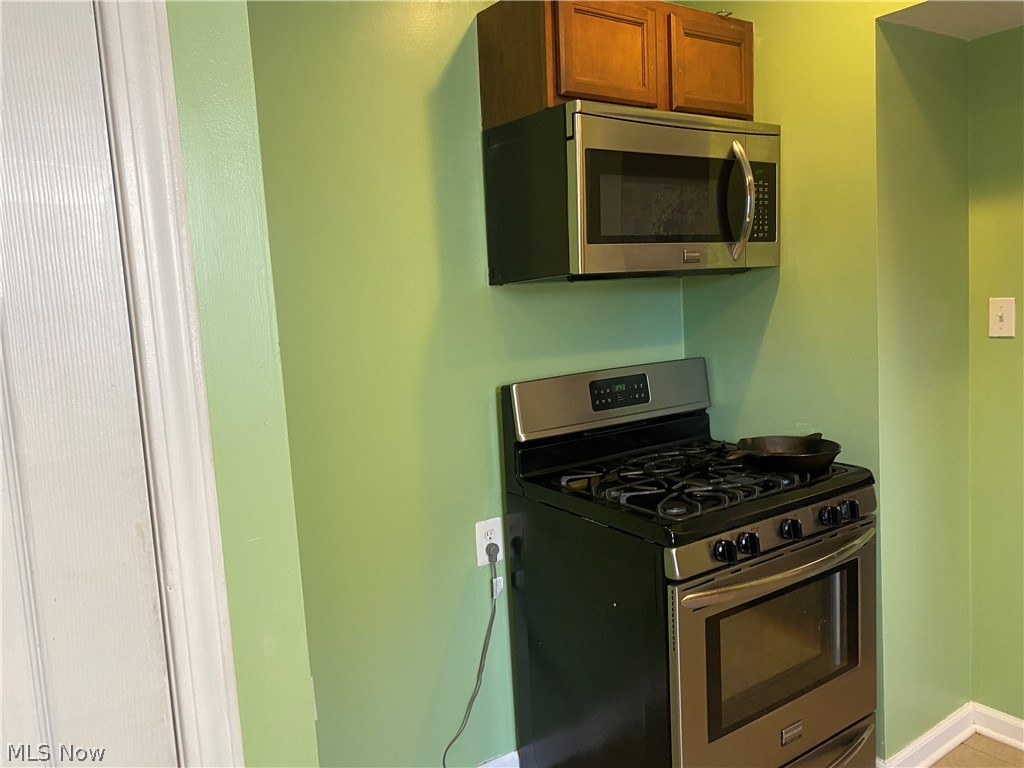 Oak Hill 02 - Residential