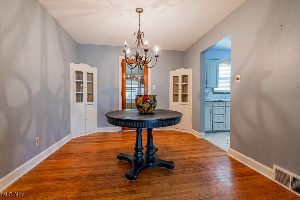 Rayen Companys - Residential