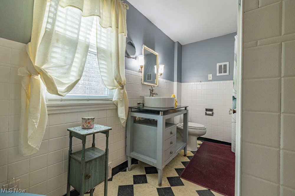 Rayen Companys - Residential