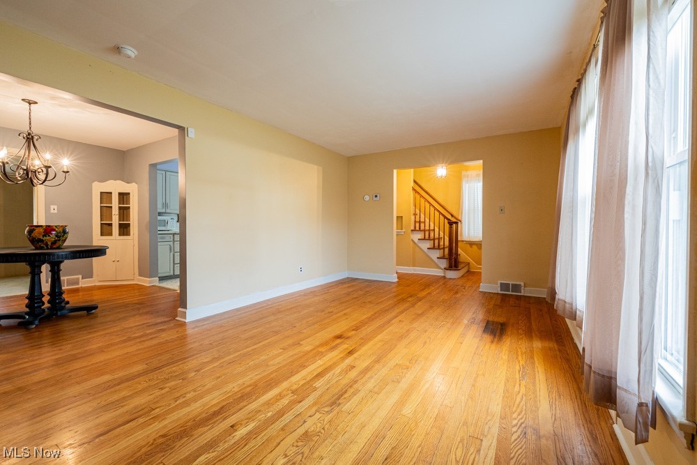 Rayen Companys - Residential