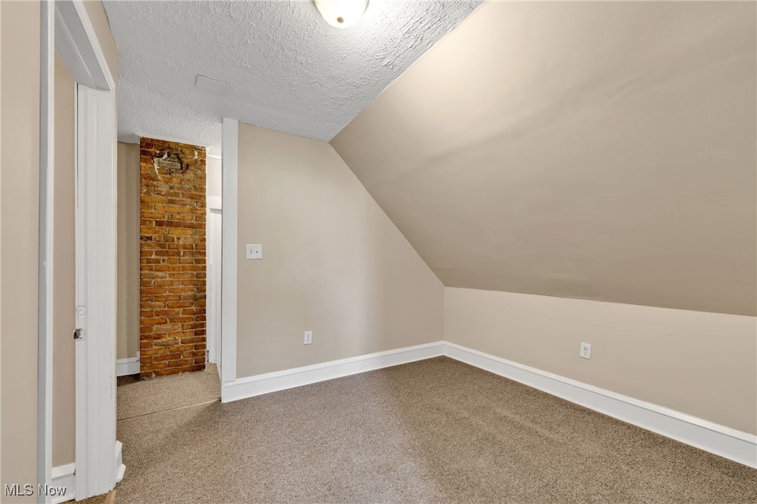 James M Hoyts - Residential