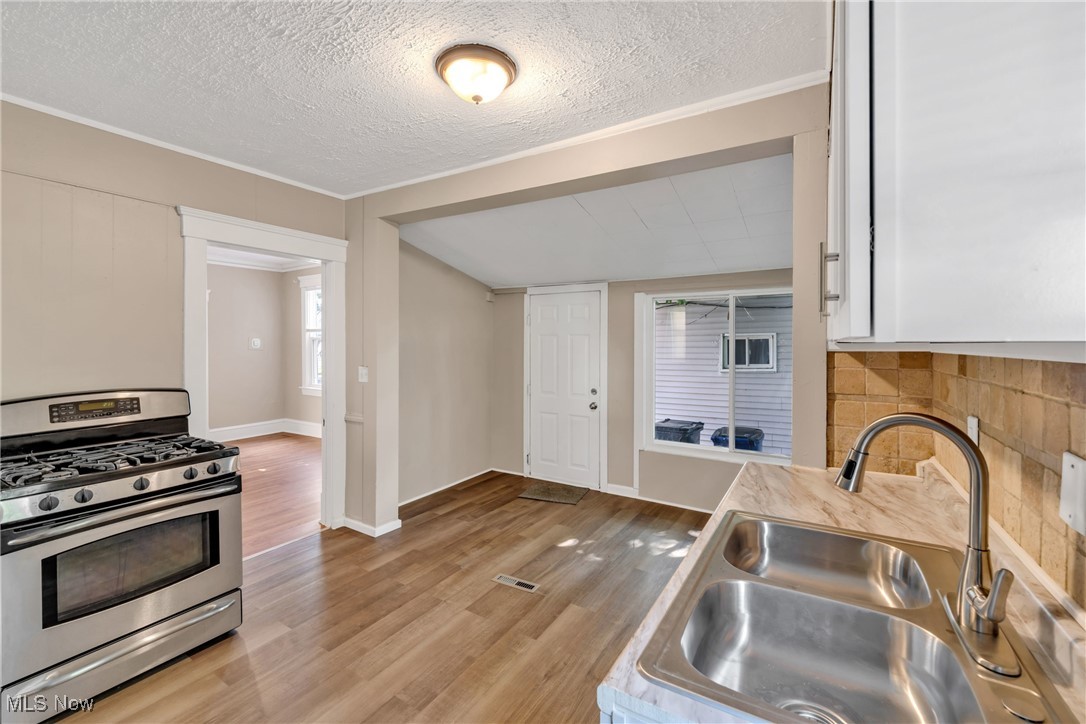 James M Hoyts - Residential