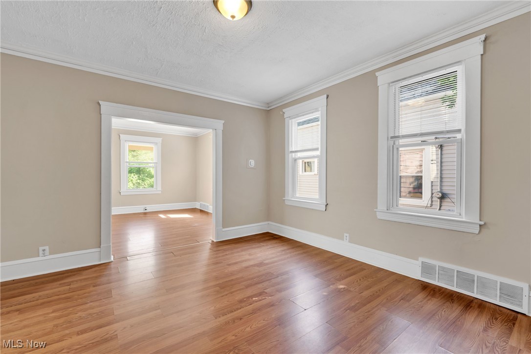 James M Hoyts - Residential