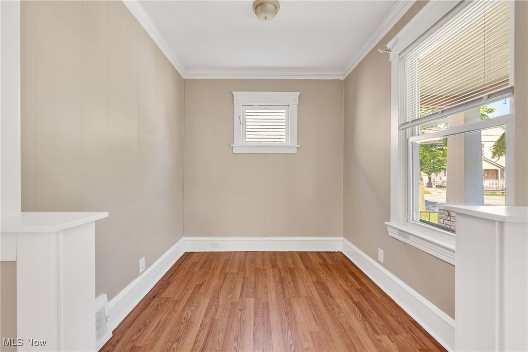 James M Hoyts - Residential