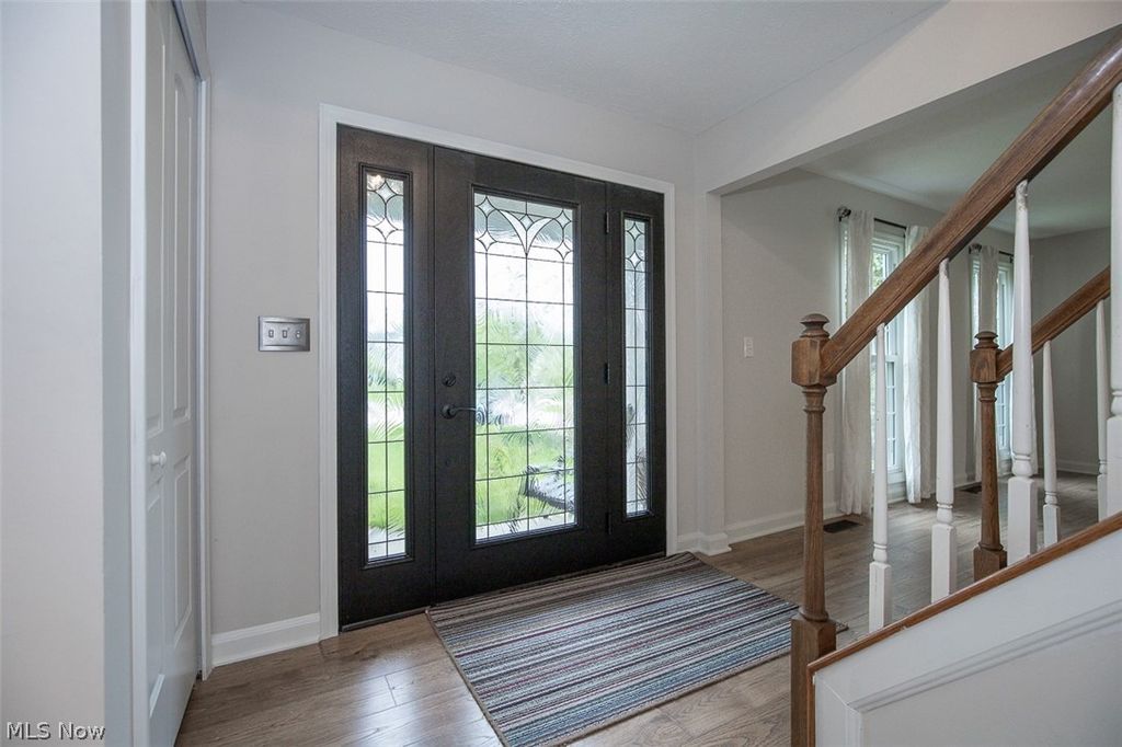 Photo of 7528 Lakedge Court, Hudson, OH 44236 (MLS # 5206781)