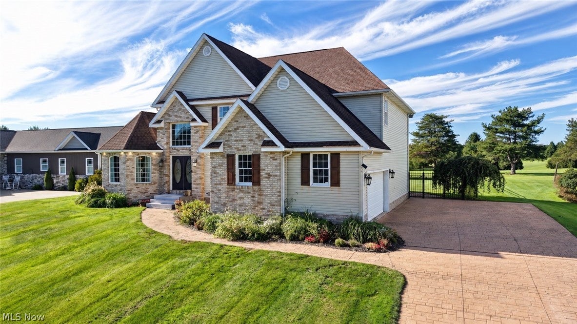 161 Wedgewood Lane NE