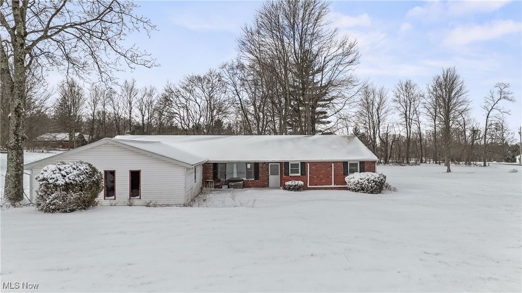 Photo of 1104 Lexington Ontario Road, Mansfield, OH 44903 (MLS # 5181913)