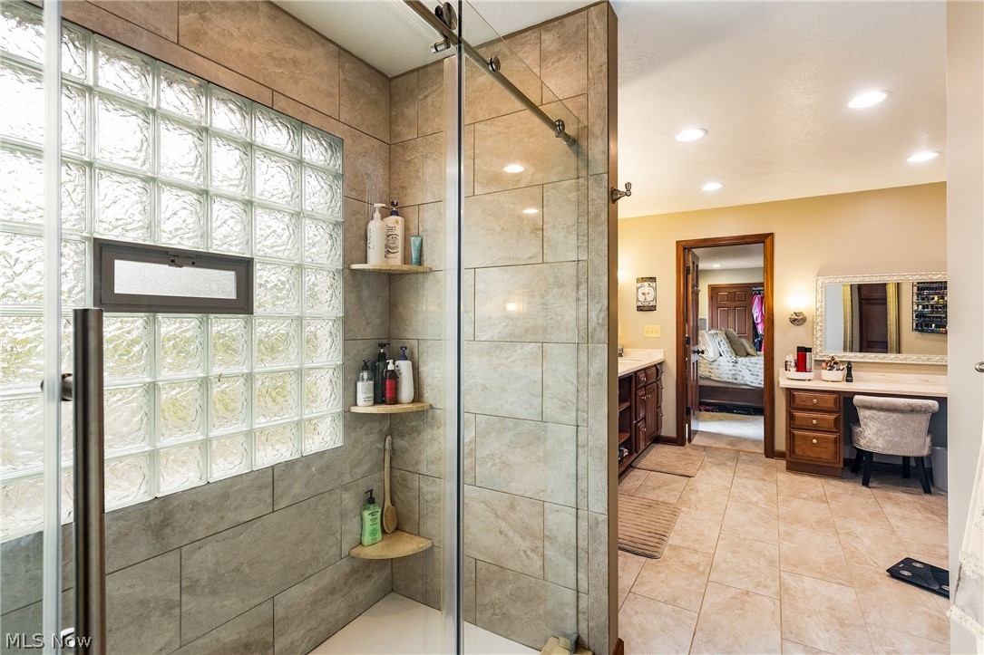 L D Dev Co Inc 01 - Residential