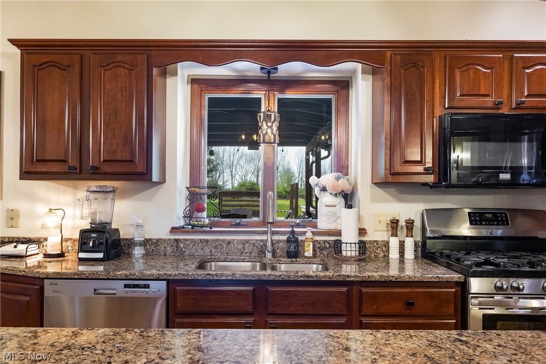 L D Dev Co Inc 01 - Residential