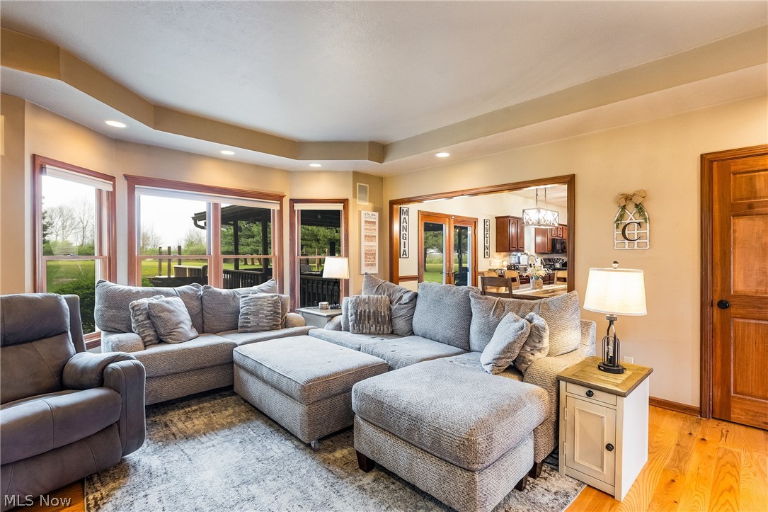 L D Dev Co Inc 01 - Residential