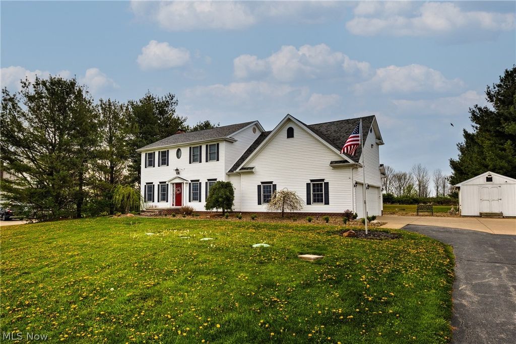 Photo of 935 Paulin Road, Poland, OH 44514 (MLS # 5202567)