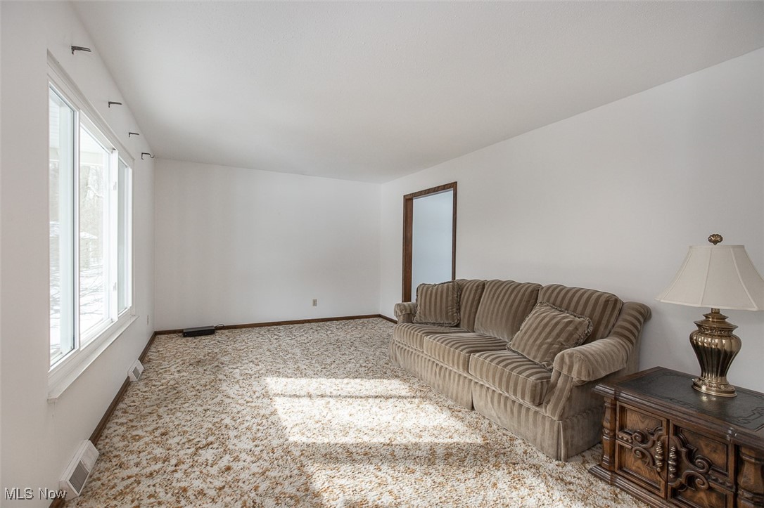 17060 Creighton Drive