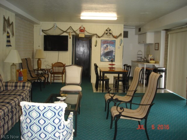 Royal Park - Residential