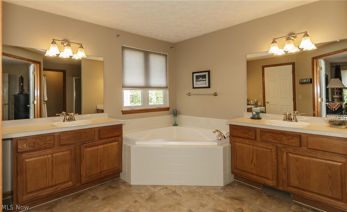 Fairfax Meadows - Residential