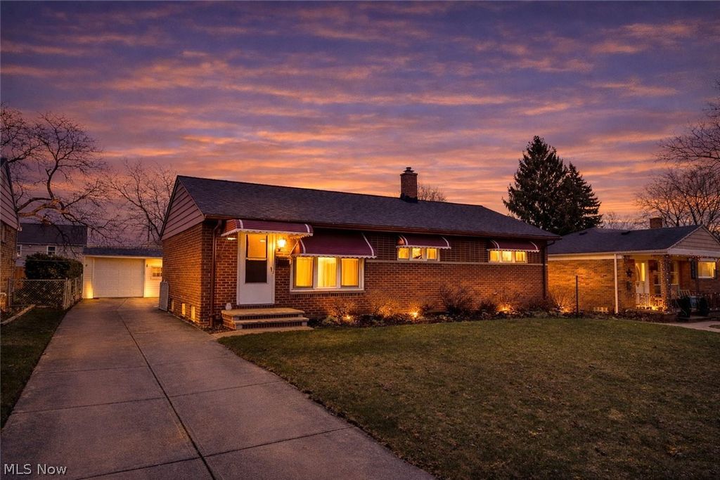 Photo of 3605 Glenbar Drive, Fairview Park, OH 44126 (MLS # 5194365)