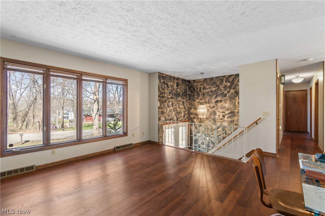 Shady Lane - Residential