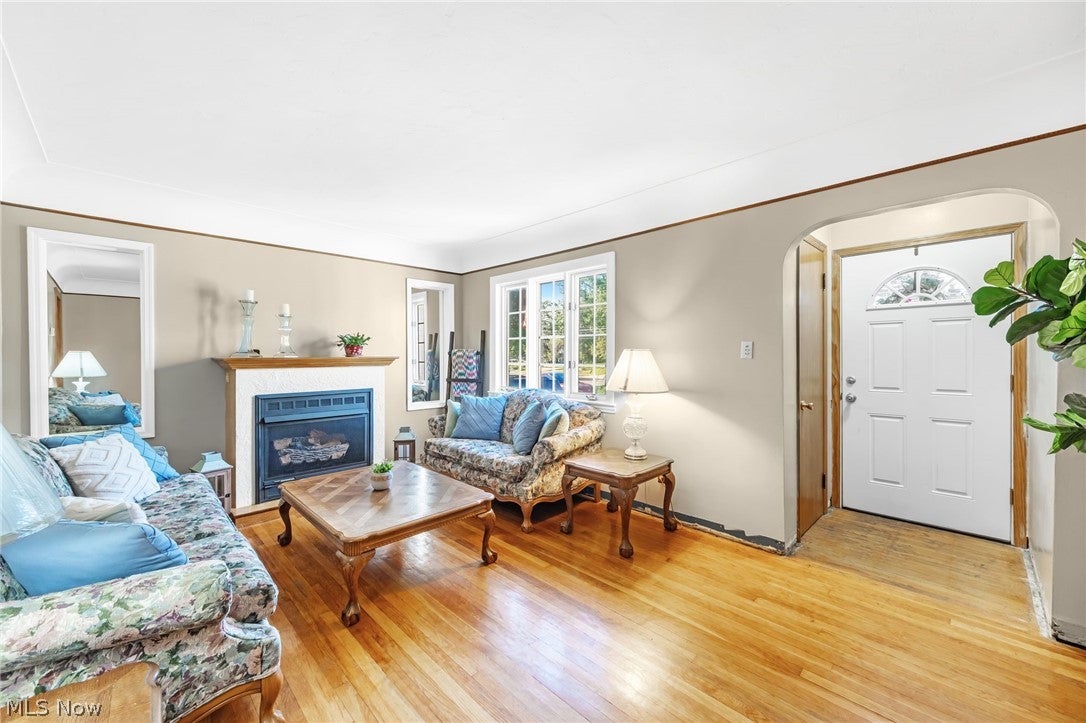 3710 W Pleasant Valley Road