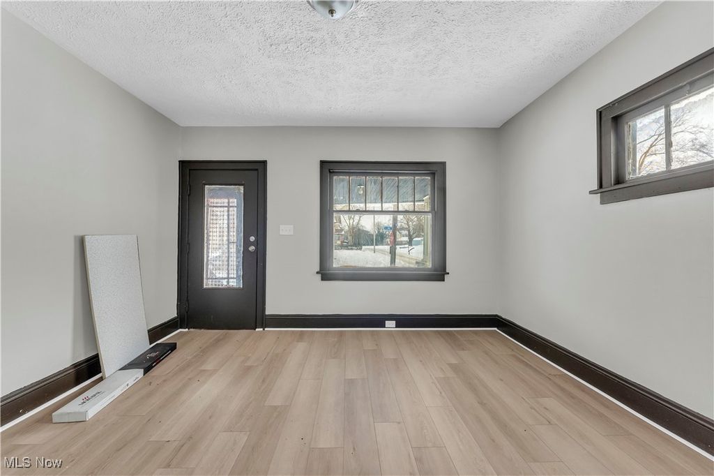 Photo of 1144 E 145th Street, Cleveland, OH 44110 (MLS # 5182889)