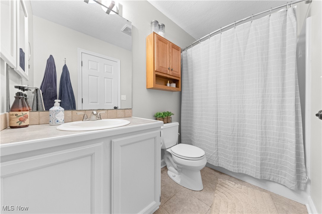 2261 Western Avenue, Alliance, Ohio image 24