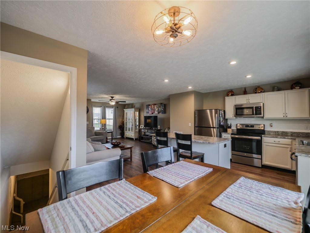 Preserve At Quarry Lakes Sub - Residential