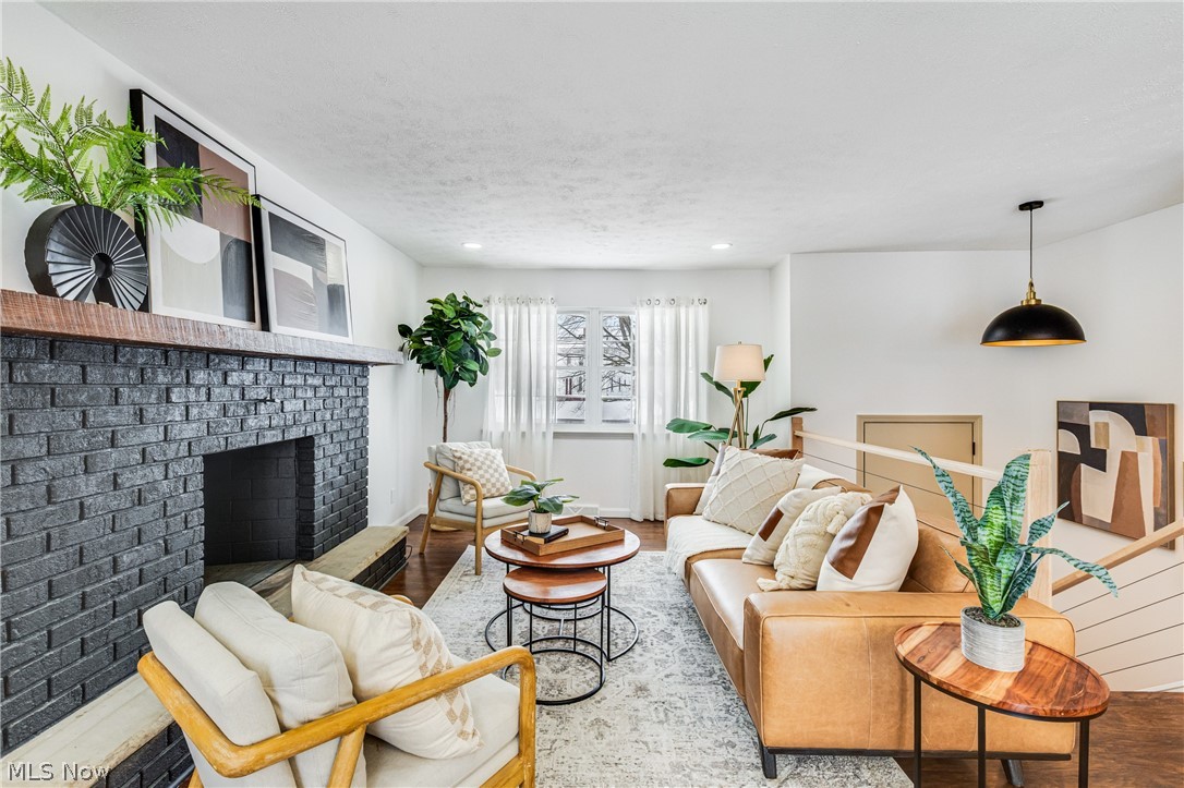 Waynewood - Residential