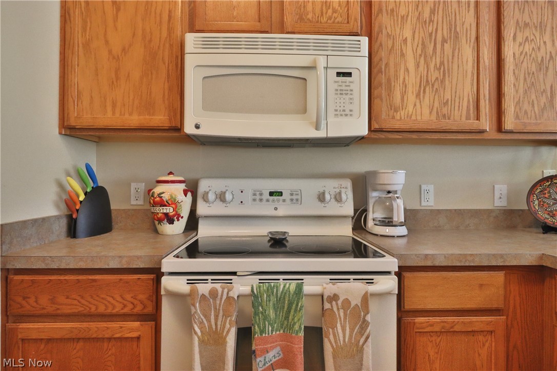 Easton Crk Condo Ph 2 - Residential