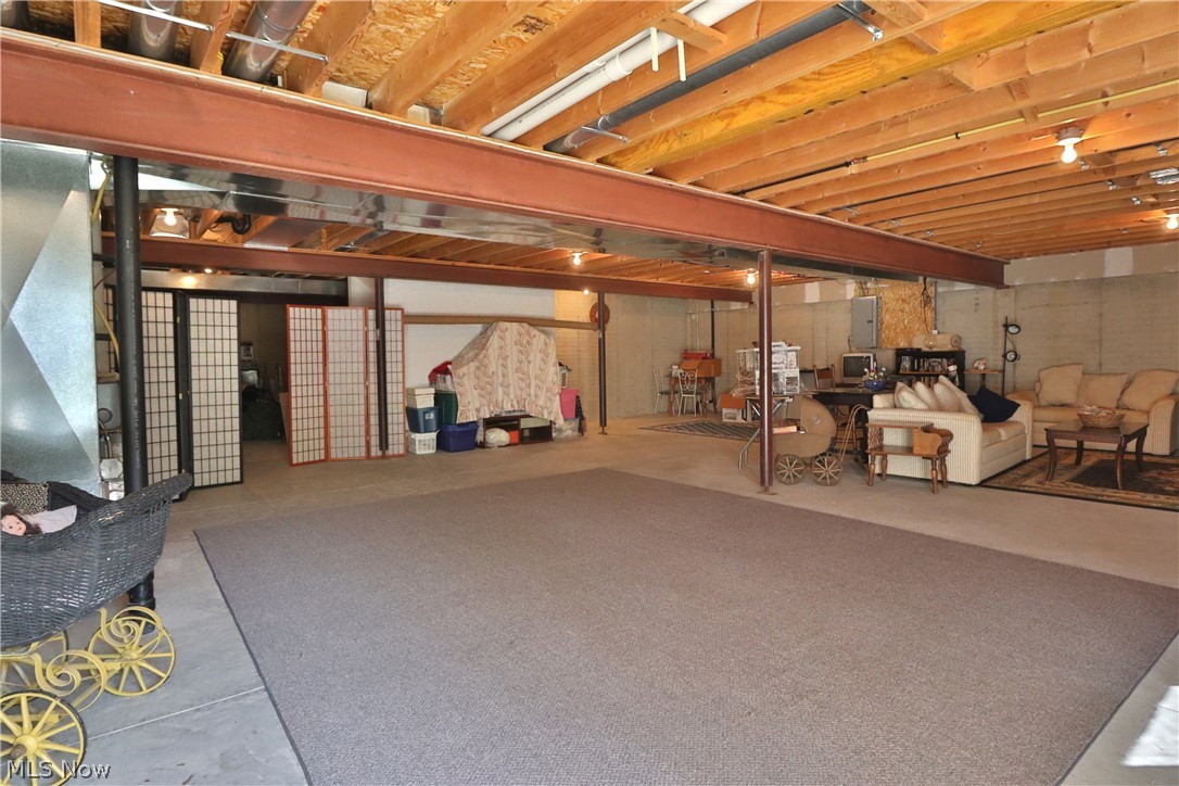 Easton Crk Condo Ph 2 - Residential